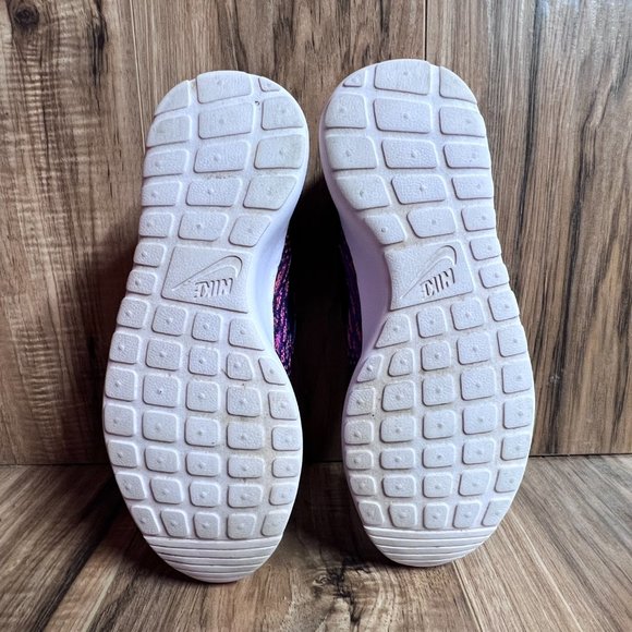 Nike Roshe One Flyknit Womens Running Shoes Crimson Purple 704927 803 Size 7.5 - Picture 6 of 7